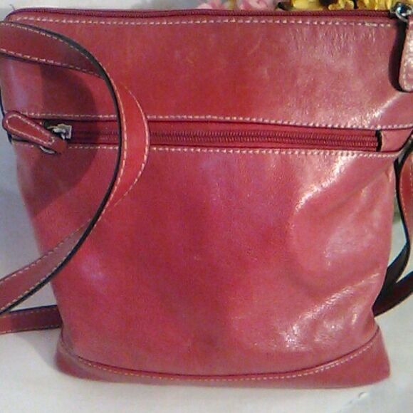 Giani Bernini Red Crossbody Bag - Picture 4 of 12